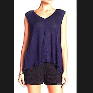 Cupcakes & Cashmere Open Back Linen Tank in Navy Size XS